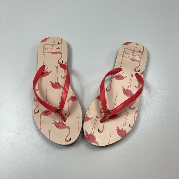 pink flamingo flip flops